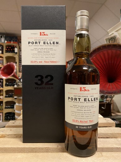 LOT PORT ELLEN 32 ANS 1983...